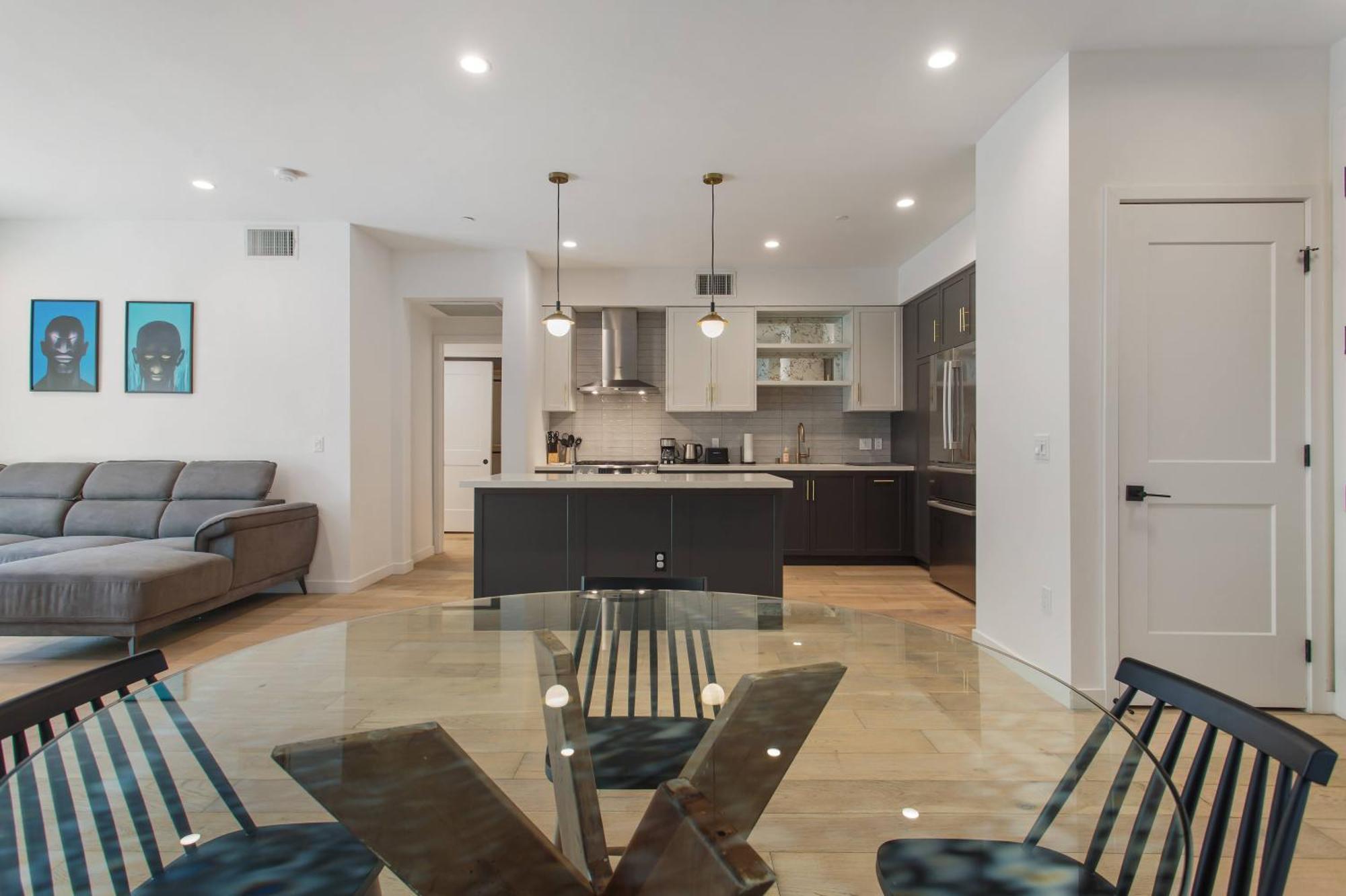 The Hills Property Management لوس أنجلوس المظهر الخارجي الصورة